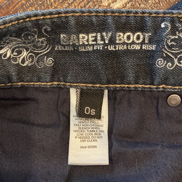 EXPRESS BARELY BOOT ZELDA JEANS SIZE 0 short - Picture 4 of 8